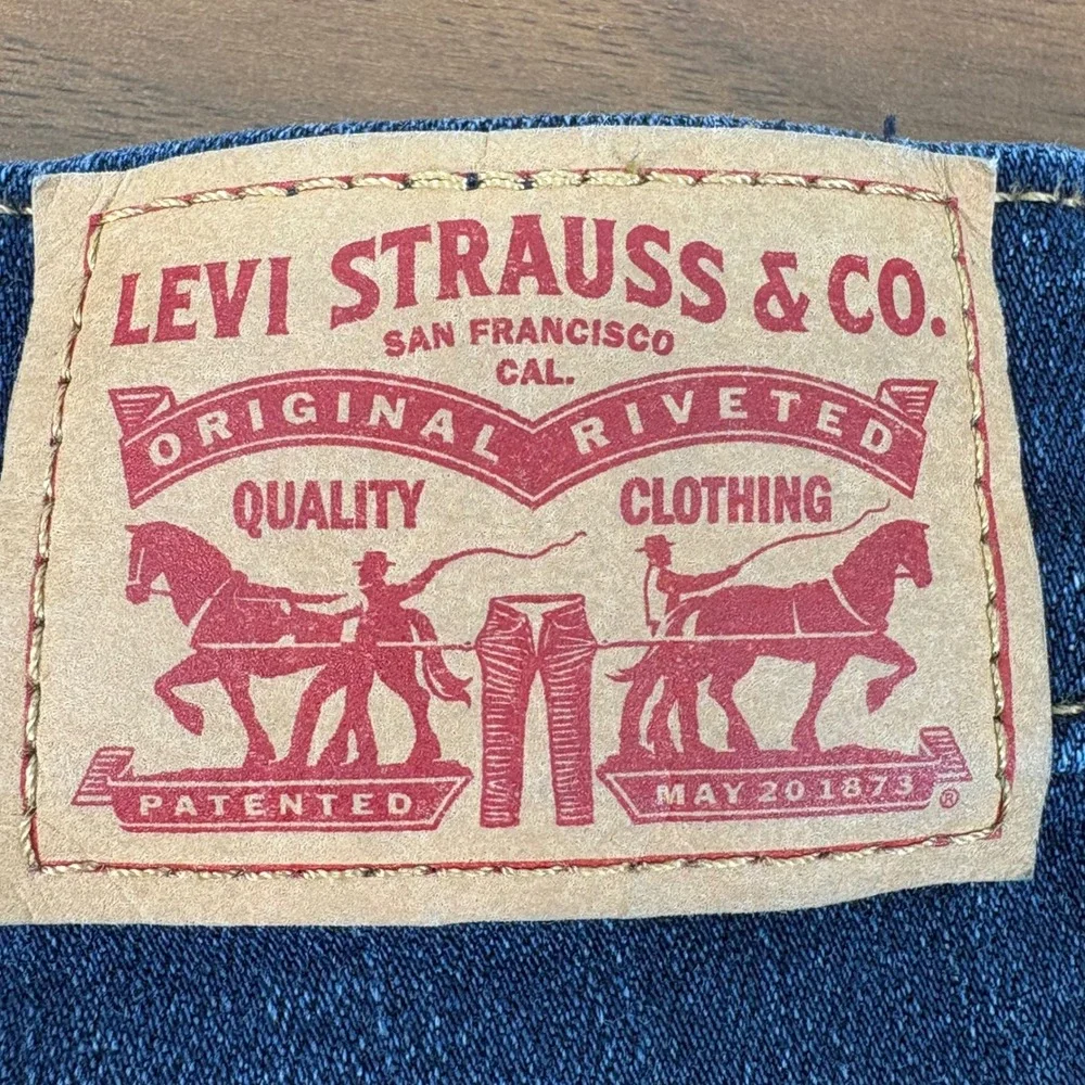 Levis 724 High Rise Straight Jeans 26x27 Dark Wash Raw Hem 18883-0151‎ Womens